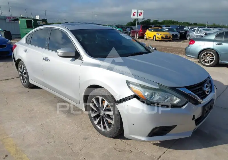 2017 Nissan ALTIMA фото