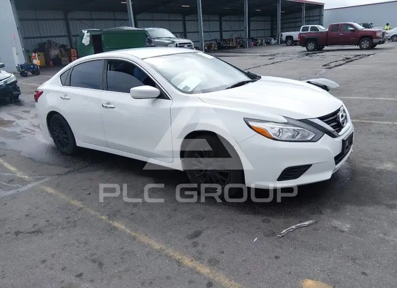 2017 Nissan ALTIMA фото