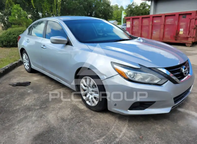 2017 Nissan ALTIMA фото