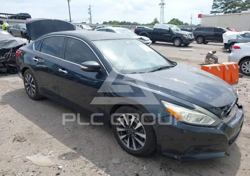 2017 Nissan ALTIMA фото