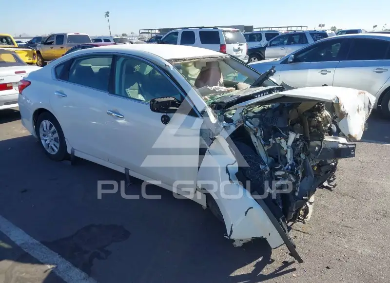 2017 Nissan ALTIMA фото