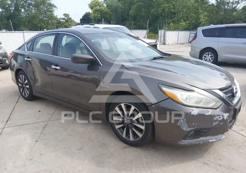 2017 Nissan ALTIMA фото