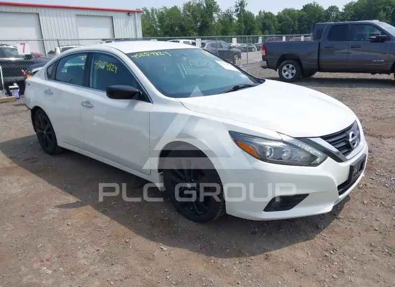 2017 Nissan ALTIMA photo