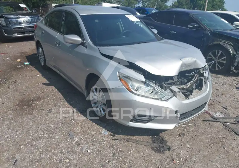 2017 Nissan ALTIMA фото