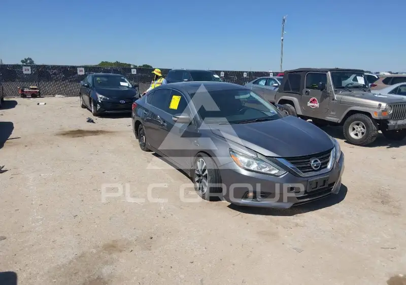 2017 Nissan ALTIMA фото