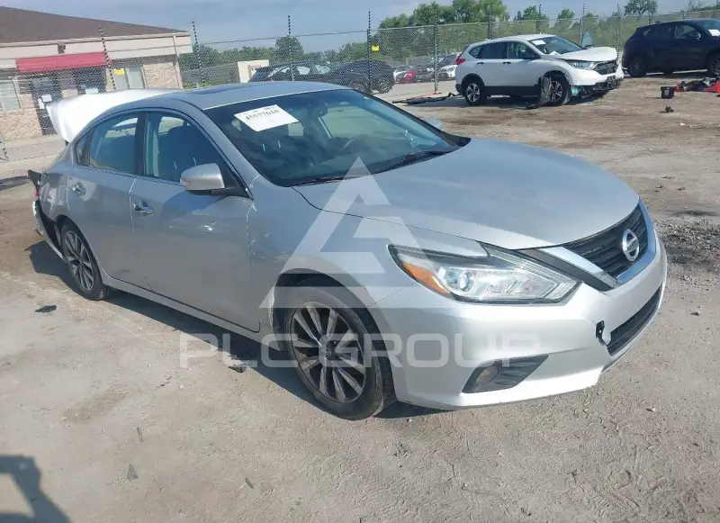 2017 Nissan ALTIMA фото