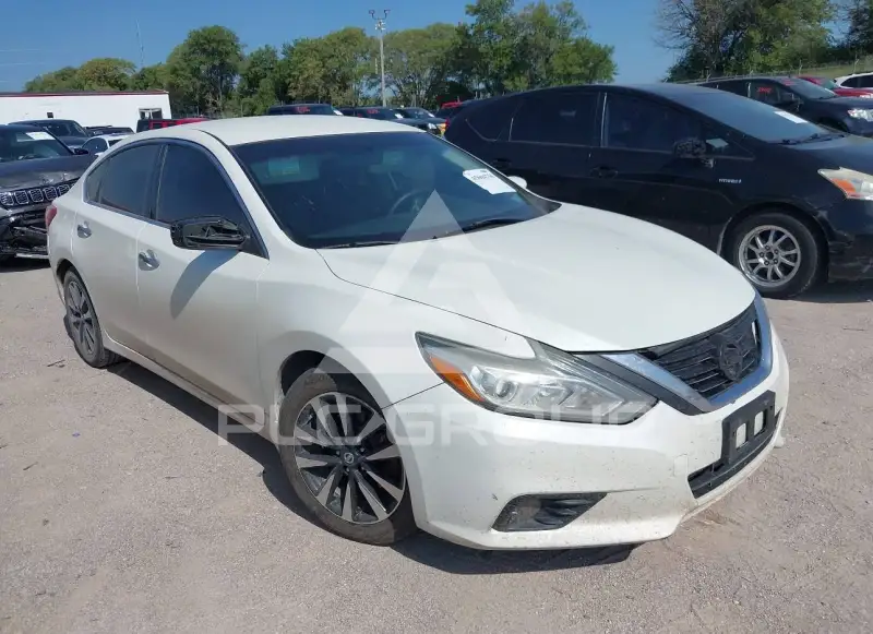 2017 Nissan ALTIMA фото