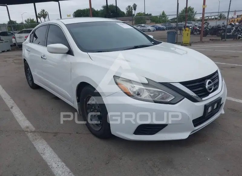 2017 Nissan ALTIMA фото