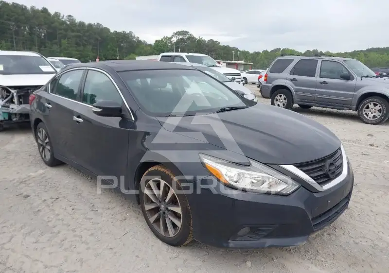 2017 Nissan ALTIMA photo