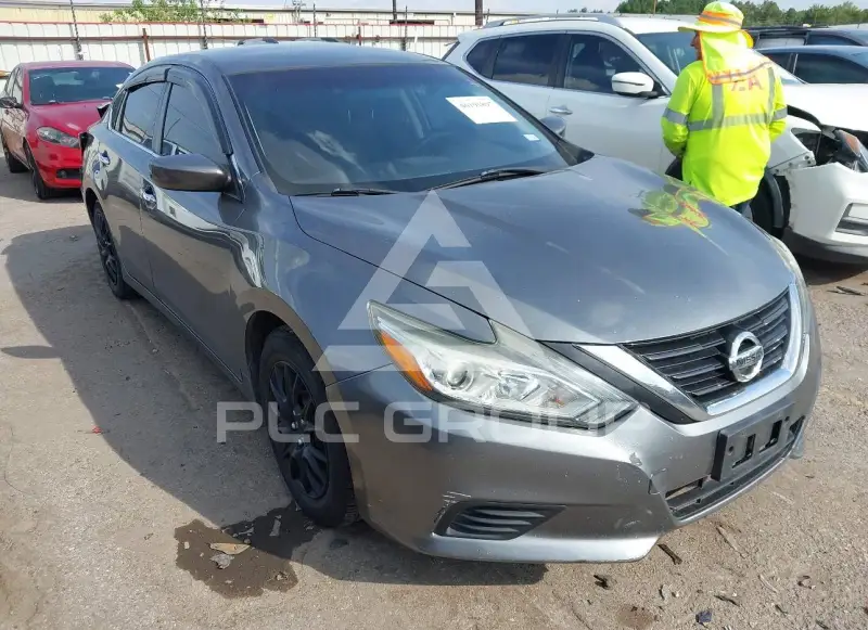 2017 Nissan ALTIMA фото