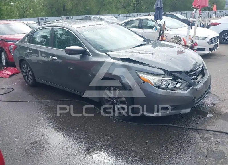 2017 Nissan ALTIMA photo
