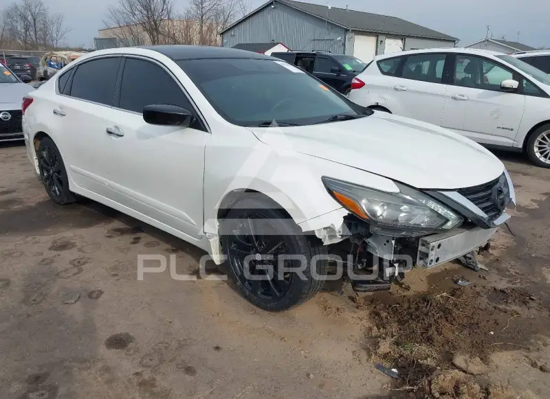 2017 Nissan ALTIMA photo