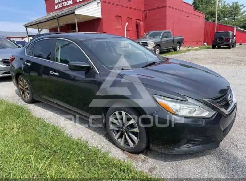 2017 Nissan ALTIMA фото