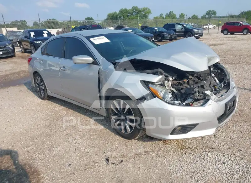 2017 Nissan ALTIMA фото