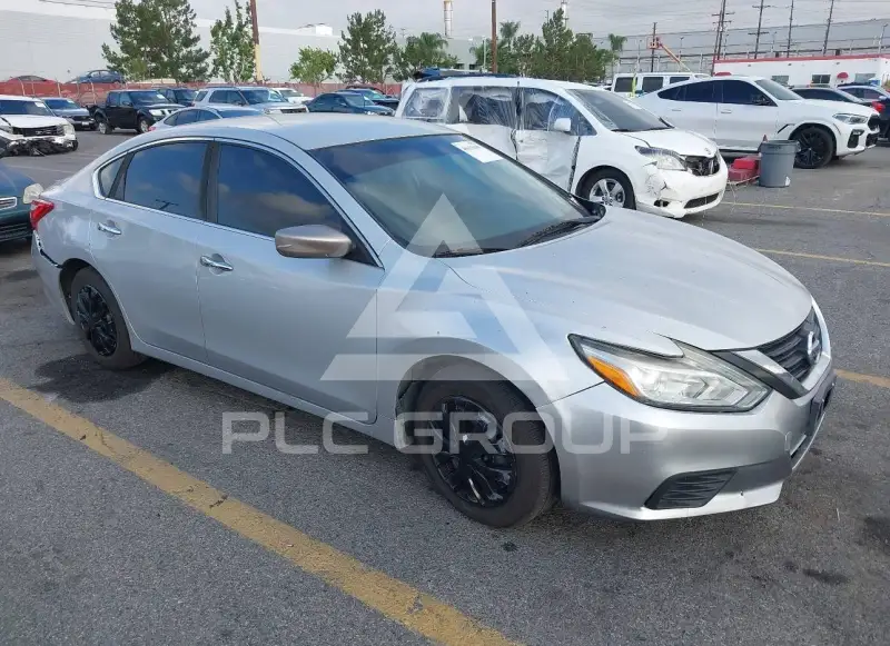 2017 Nissan ALTIMA фото