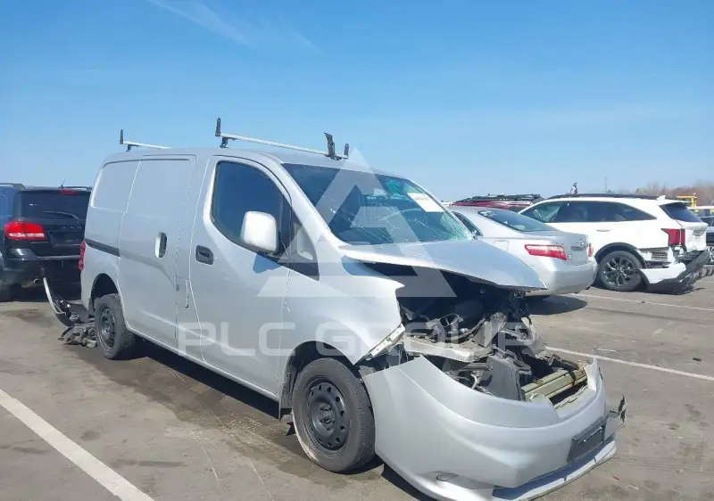 2017 Nissan NV 200 фото