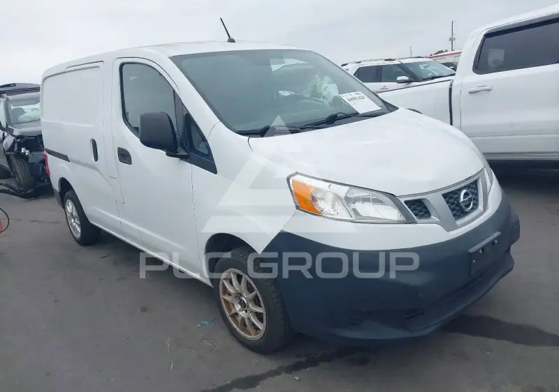 2017 Nissan NV 200 фото