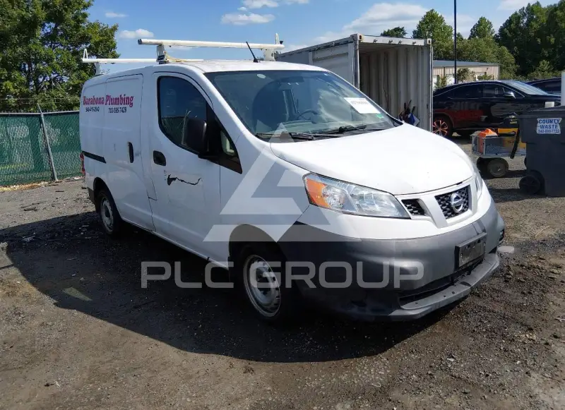 2017 Nissan NV 200 фото