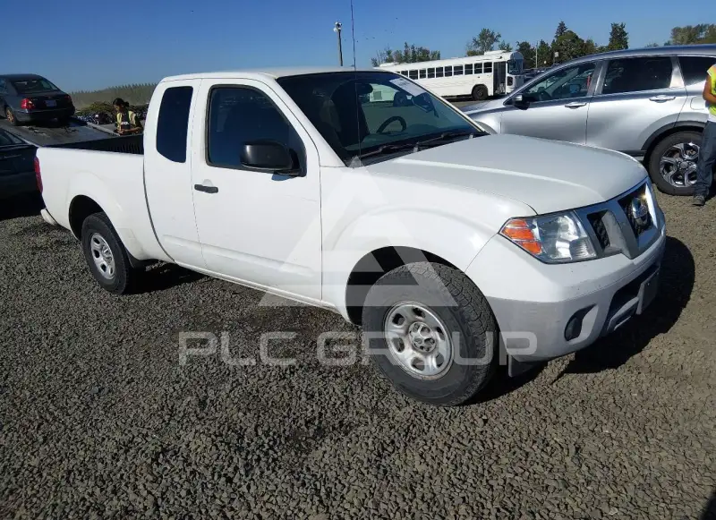 2017 Nissan FRONTIER фото