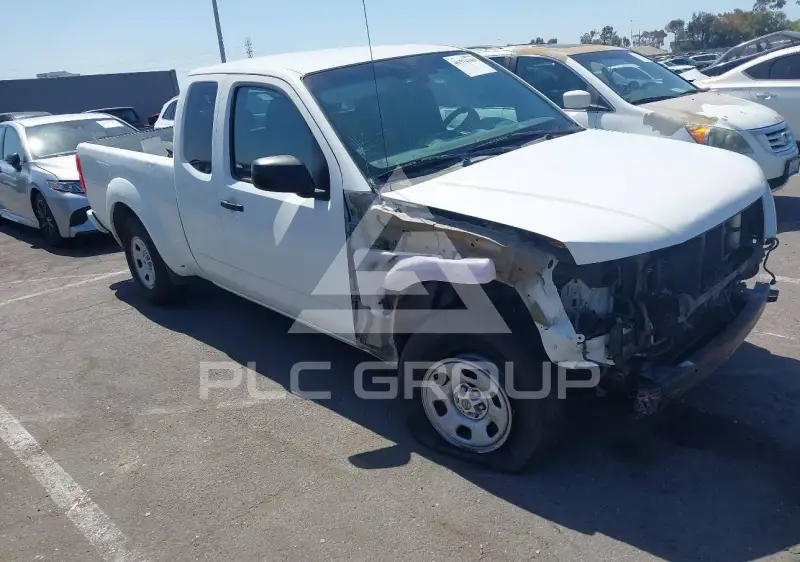 2017 Nissan FRONTIER фото