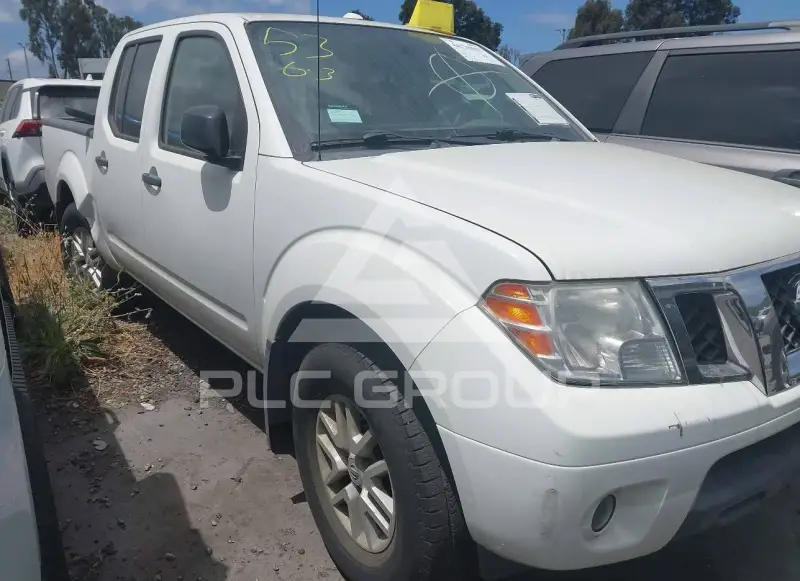 2017 Nissan FRONTIER фото