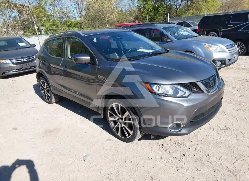 2017 Nissan ROGUE фото