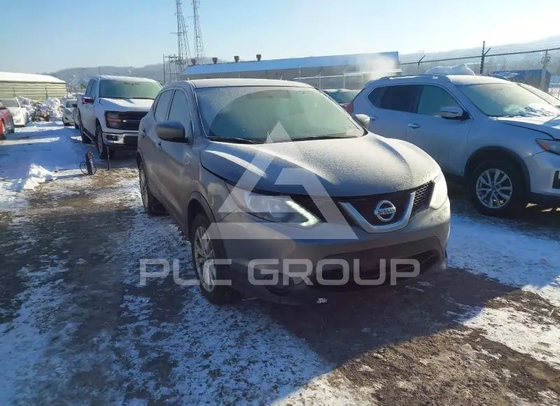 2017 Nissan ROGUE photo