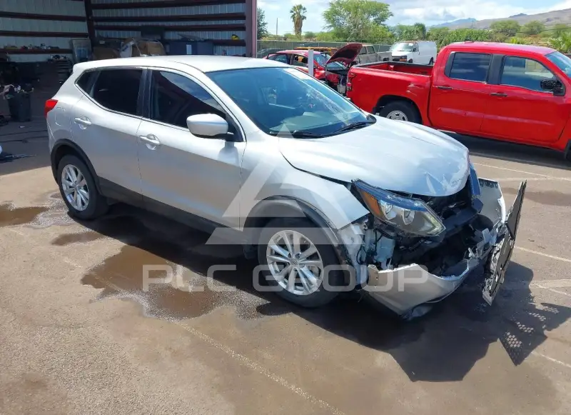 2017 Nissan ROGUE фото