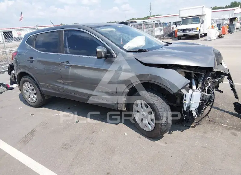 2017 Nissan ROGUE photo