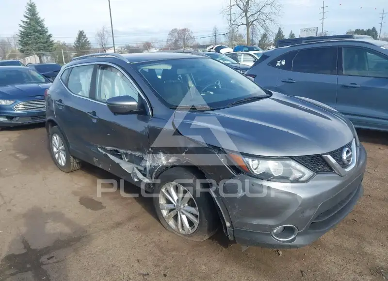 2017 Nissan ROGUE фото