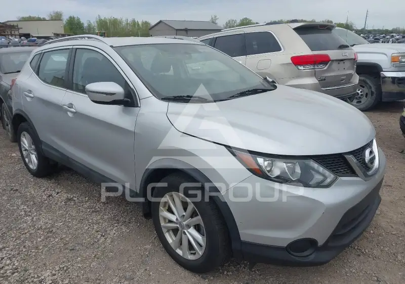 2017 Nissan ROGUE фото