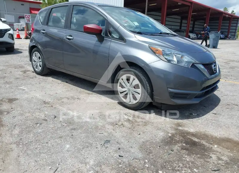 2017 Nissan VERSA фото