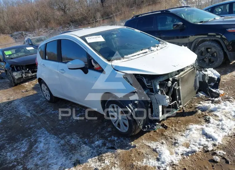 2017 Nissan VERSA фото