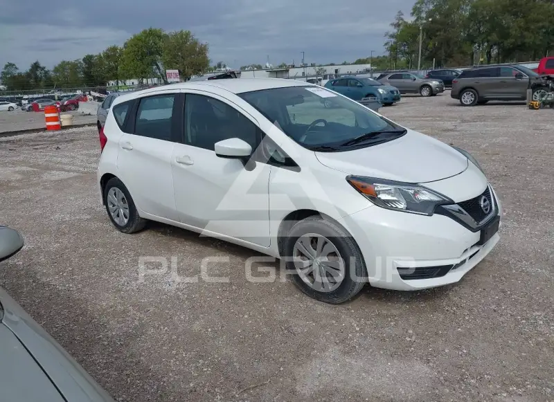 2017 Nissan VERSA фото