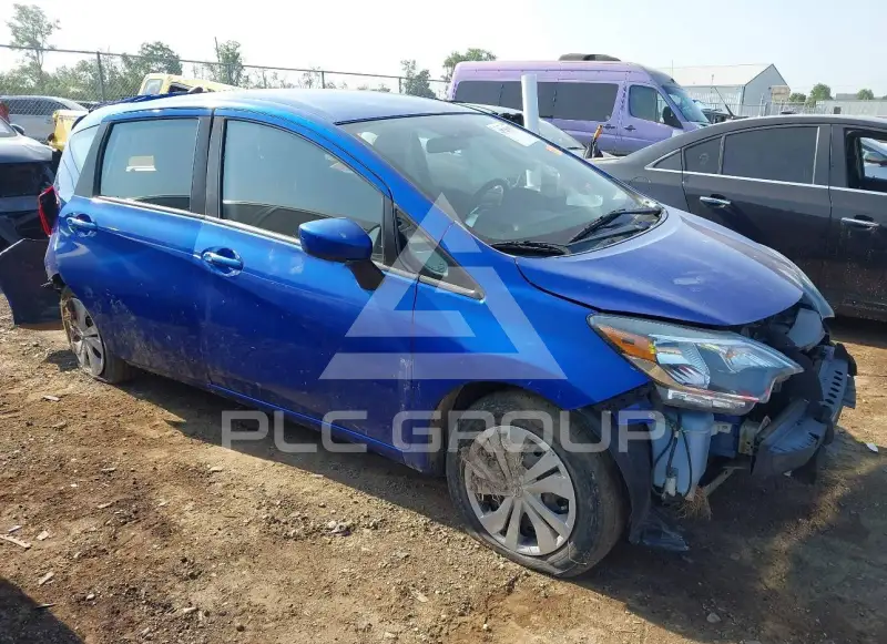 2017 Nissan VERSA фото