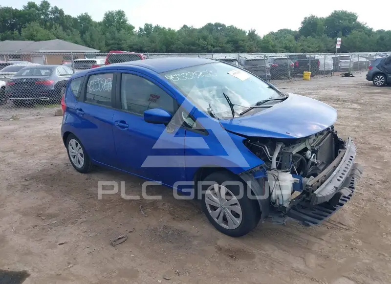 2017 Nissan VERSA фото