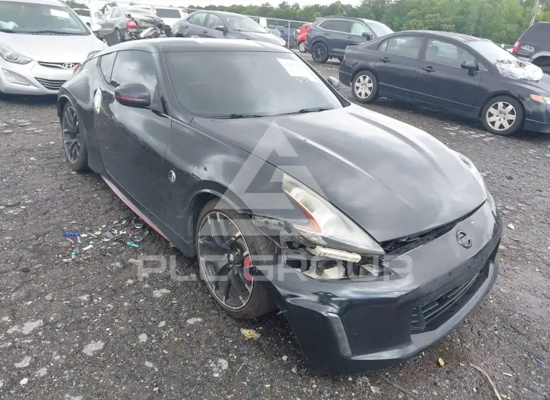 2017 Nissan 370Z фото