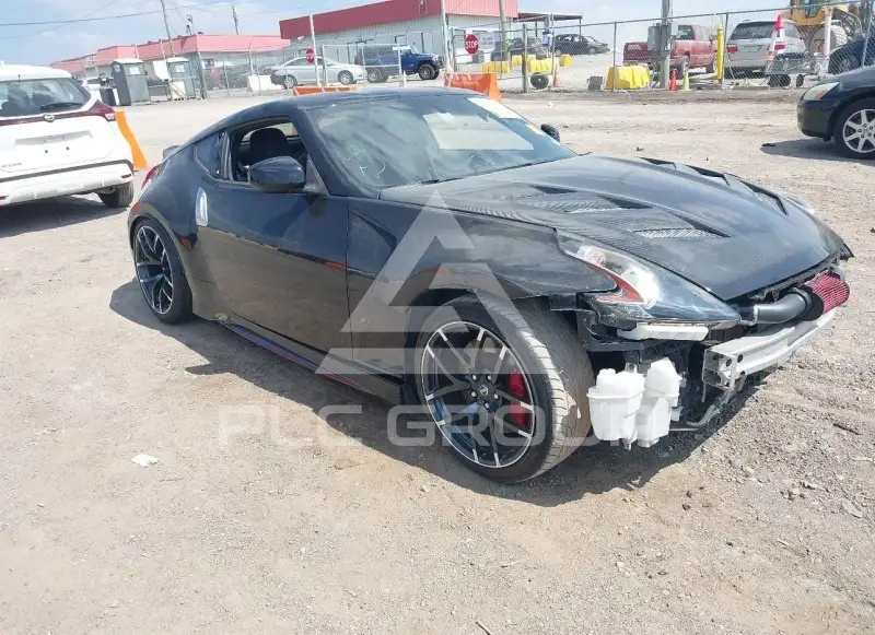 2017 Nissan 370Z фото