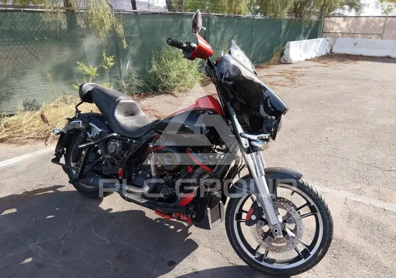 2017 Harley-Davidson FLHX фото