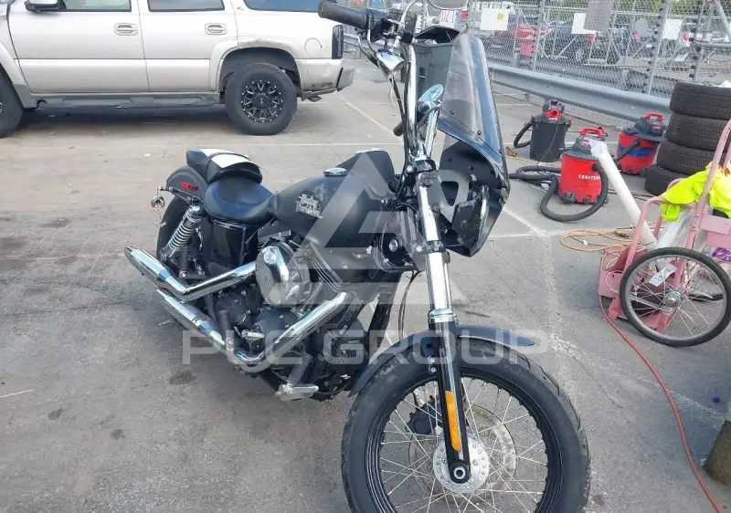 2017 Harley-Davidson FXDB фото