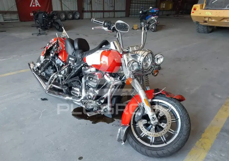 2017 Harley-Davidson FLHR фото