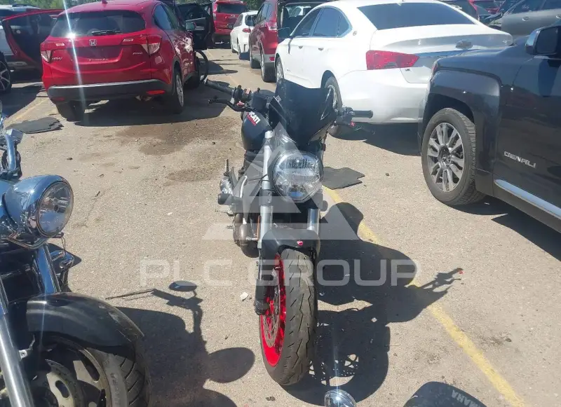 2017 Ducati Monster фото