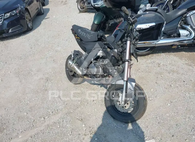 2017 Kawasaki BR125 фото