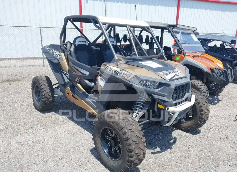 2017 Polaris Rzr photo
