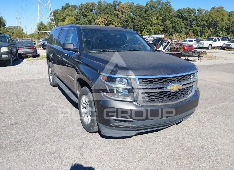 2017 Chevrolet Suburan photo
