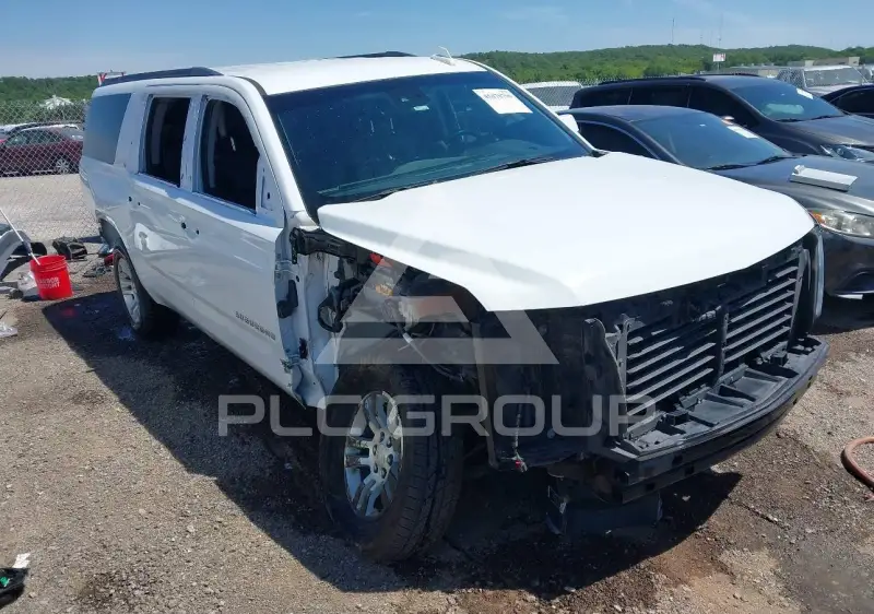 2017 Chevrolet Suburan photo
