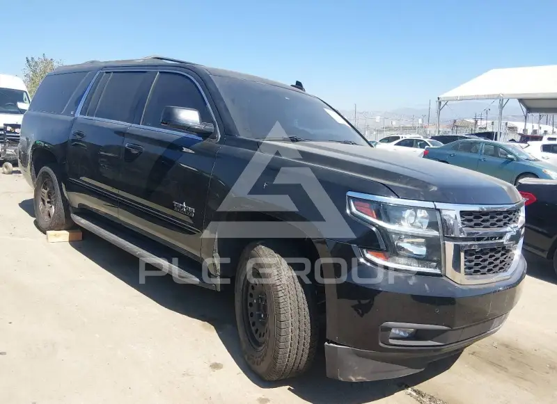 2017 Chevrolet Suburan photo
