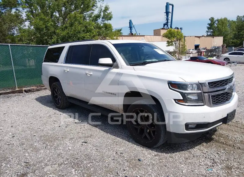 2017 Chevrolet Suburan photo