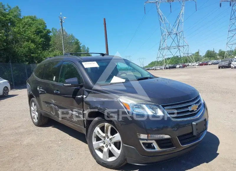 2017 Chevrolet TRAVERSE фото