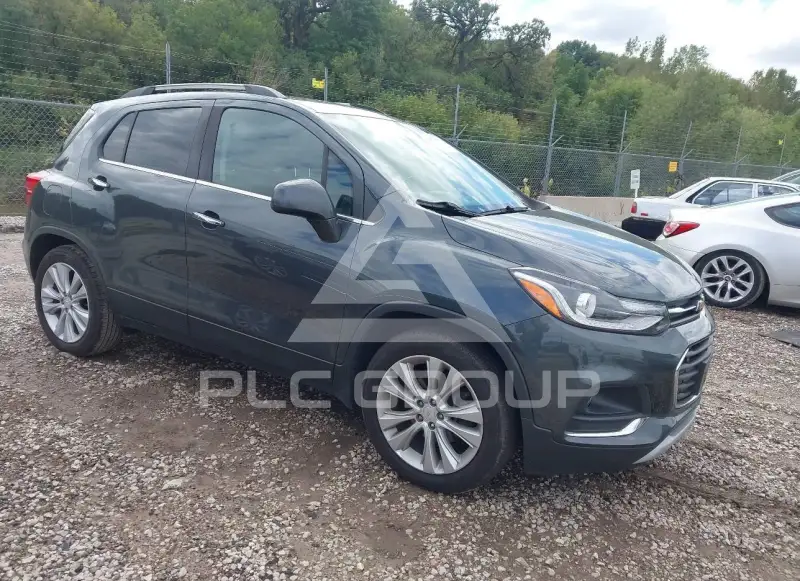 2017 Chevrolet TRAX photo